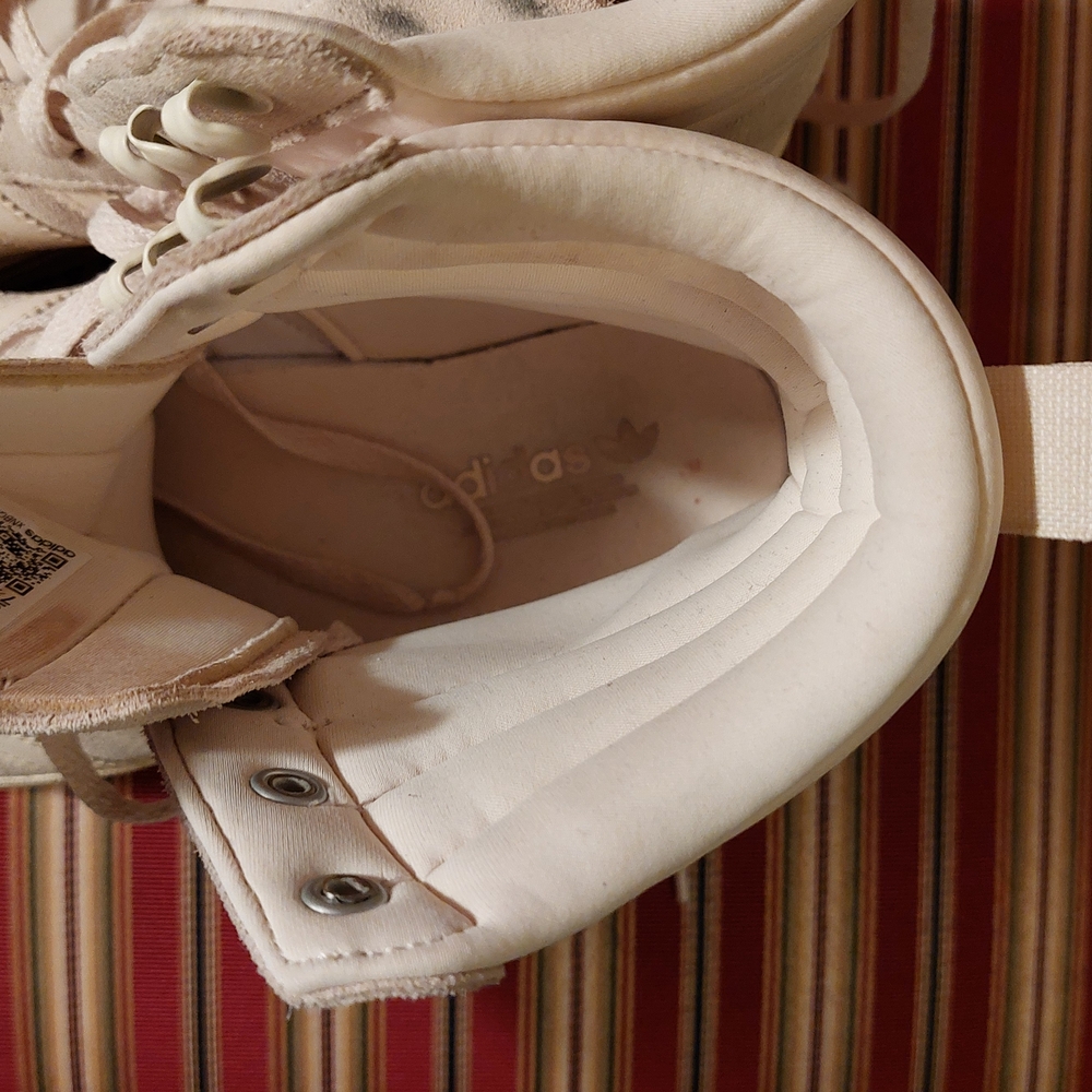 Adidas Beige Seude High-Top Sneakers Size 7.5 - Picture 13 of 13